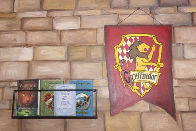 Художниця перетворює кімнату дочки на справжній Гогвортс - фото 359592