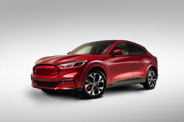 Ford Mach-E може позбутися слова Mustang у назві, і ось чому - 369478 Ford Mach-E може позбутися слова Mustang у назві, і ось чому - фото 369478