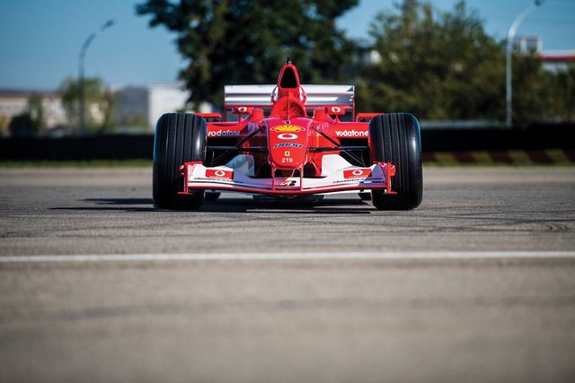 Чемпіонську Ferrari Шумахера пустили з молотка за понад 6 мільйонів доларів - 372915 Чемпіонську Ferrari Шумахера пустили з молотка за понад 6 мільйонів доларів - фото 372915