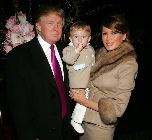 Моделі 90-х: як змінилася спокуслива дружина президента Меланія Трамп (18+) - 382755 Моделі 90-х: як змінилася спокуслива дружина президента Меланія Трамп (18+) - фото 382755