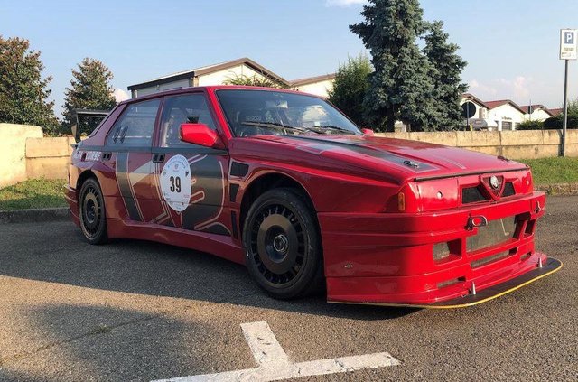 Рідкісну 400-сильну Alfa Romeo виставили на торги - 382929 Рідкісну 400-сильну Alfa Romeo виставили на торги - фото 382929