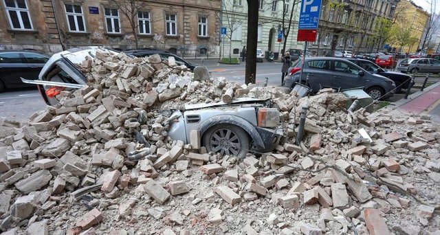 Наслідки землетрусу у столиці Хорватії: моторошні фото - 393515 Наслідки землетрусу у столиці Хорватії: моторошні фото - фото 393515