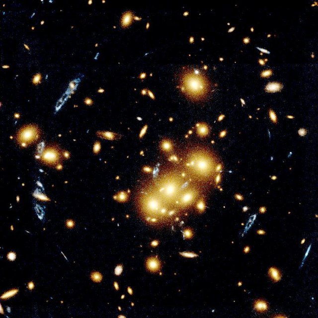 У NASA показали 30 неймовірних фото космосу, приурочені до ювілею телескопа Хаббл - фото 439257