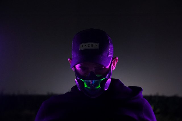 Razer показала захисну маску з RGB-підсвіткою, вбудованим мікрофоном і динаміком - 442993 Razer показала захисну маску з RGB-підсвіткою, вбудованим мікрофоном і динаміком - фото 442993