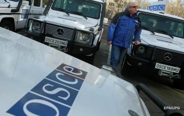 Представники місії ОБСЄ в Донбасі - фото 1