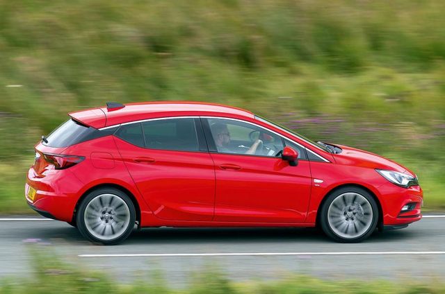 Джеремі Кларксон визначив 10 найгірших автомобілів - фото 100496