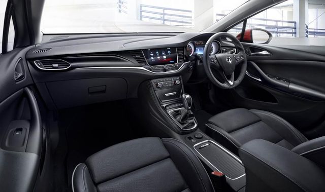 Джеремі Кларксон визначив 10 найгірших автомобілів - фото 100497