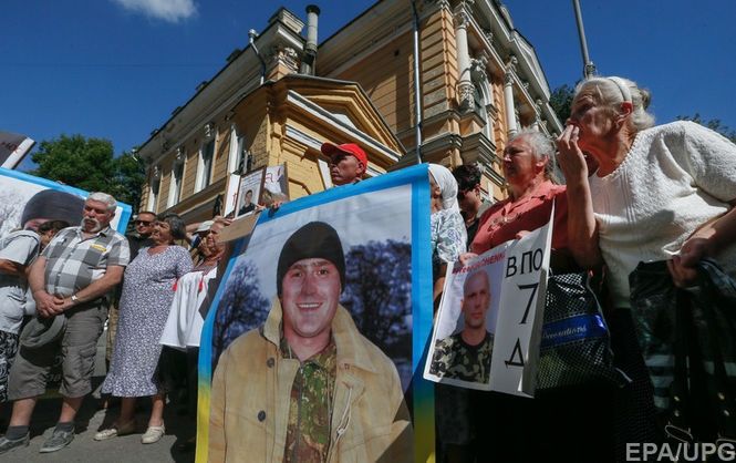 Матері пообіцяли відвідати полонених у Донецьку - фото 1