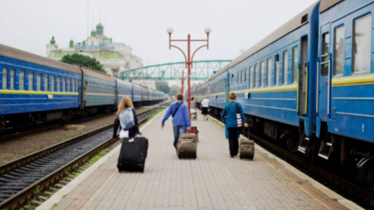 "Укразалізниця" закупить два потяги за 330 млн грн - фото 1