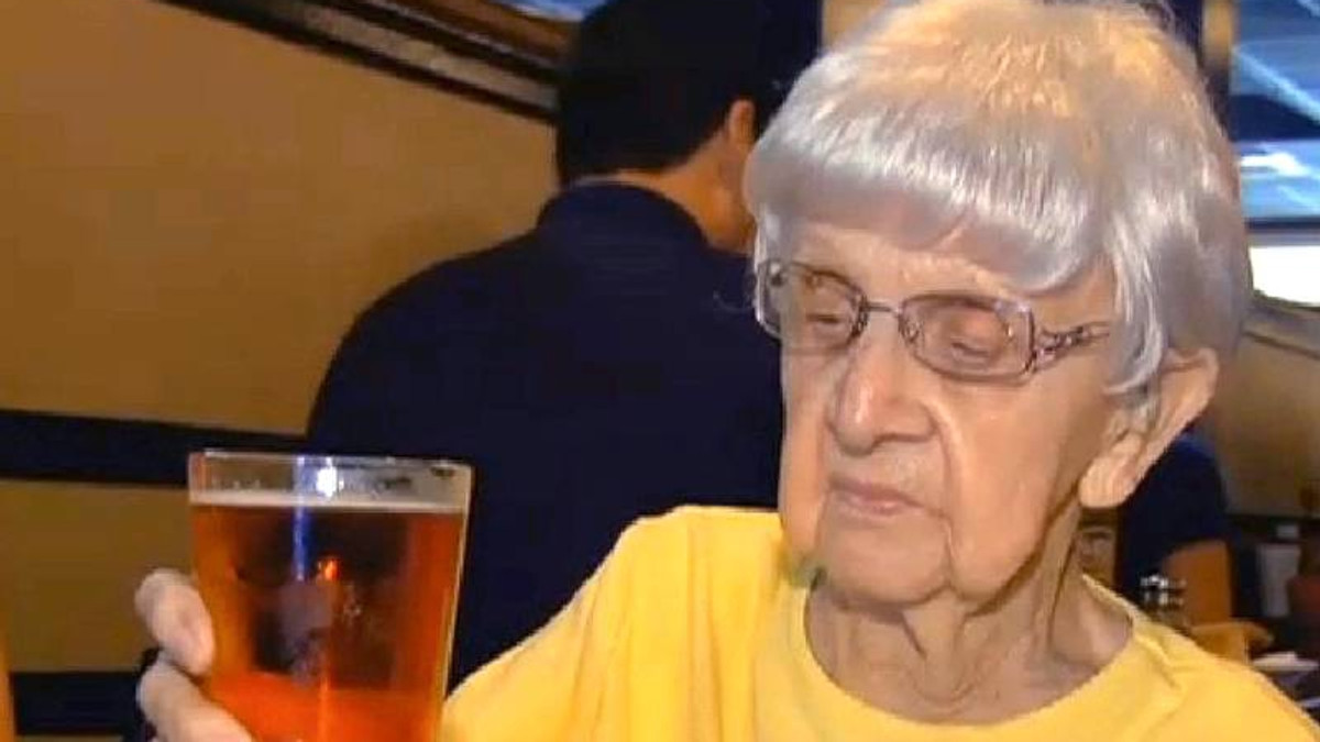 102-річна американка назвала свій рецепт довголіття - фото 1