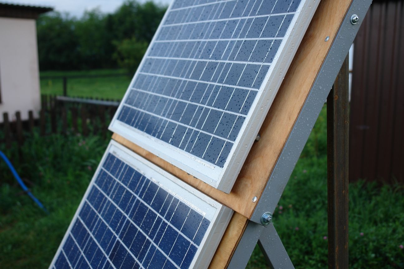 Українці встановили на дахах своїх помешкань понад 430 сонячних електростанцій