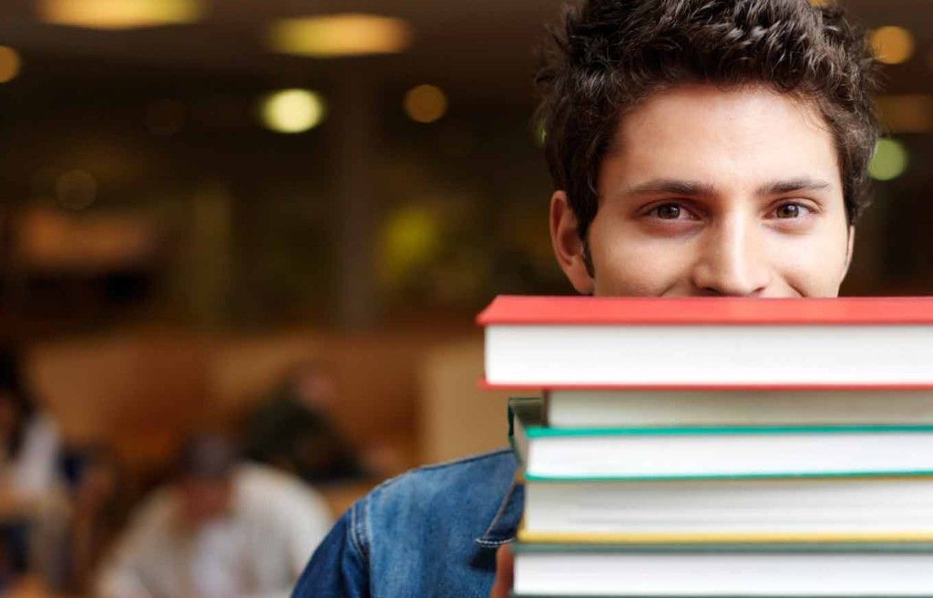 Мінфін пояснив скасування стипендій для студентів