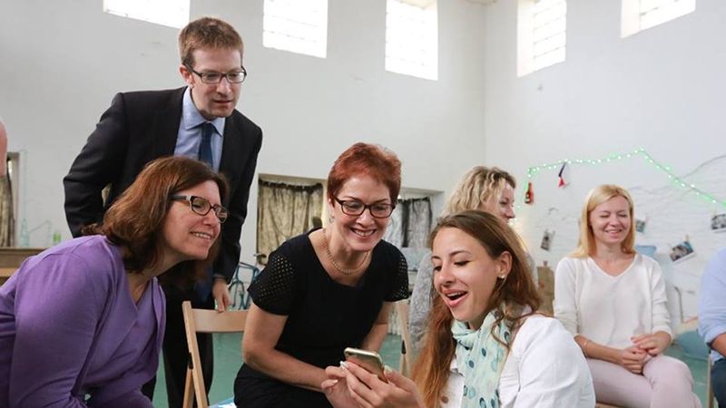 Новий посол США приїхала на Донбас