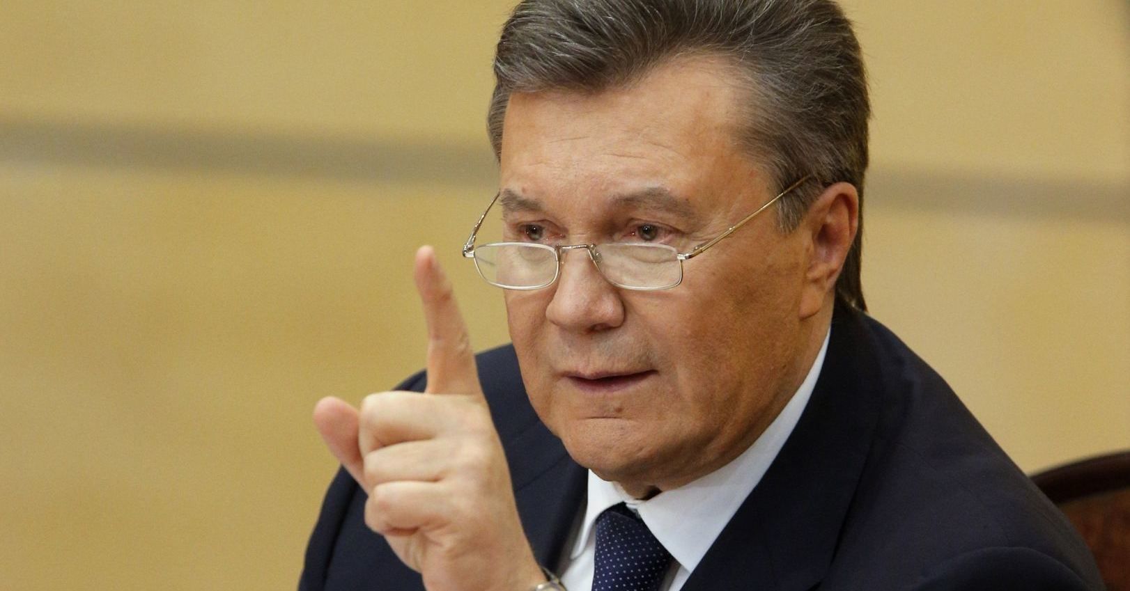 Янукович просить очну ставку з Порошенком