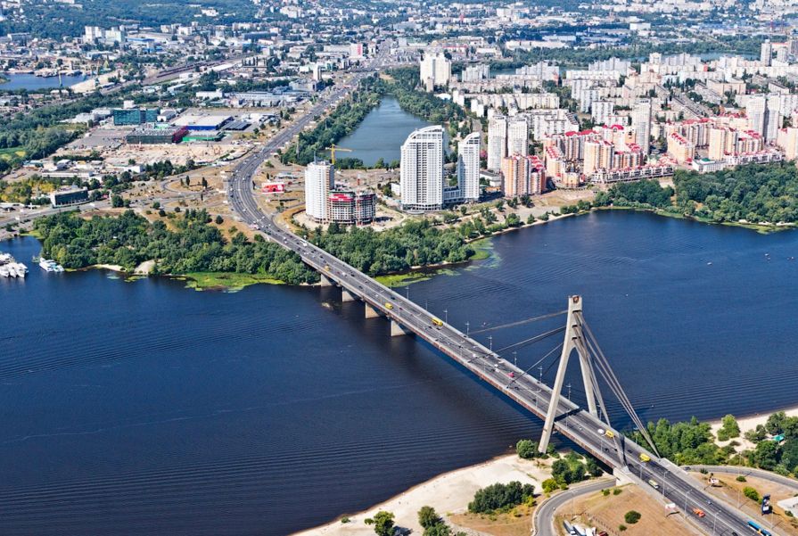 Московський проспект у Києві офіційно отримав ім'я Бандери - фото 1