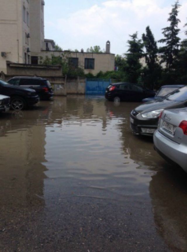 Севастополь через негоду перетворився у Венецію - фото 98093