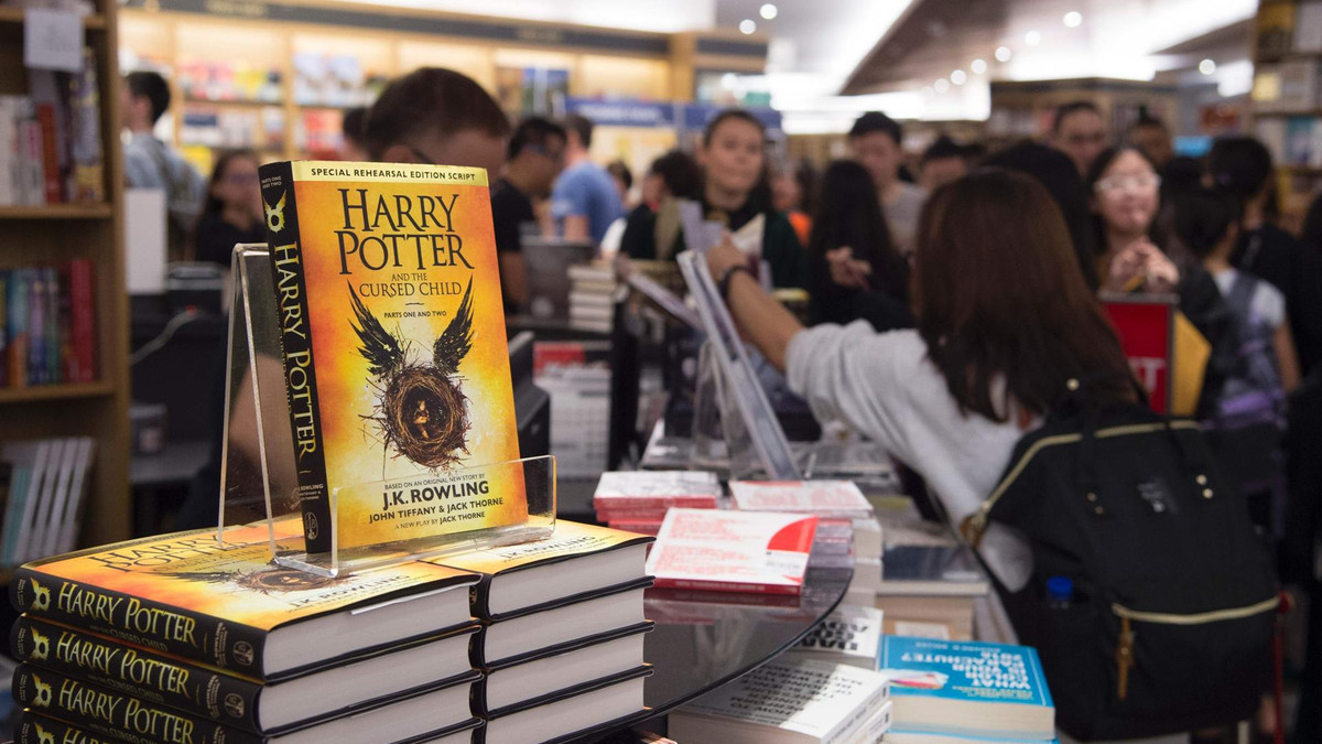 Видавці розповіли, коли нова книга про Гаррі Поттера вийде українською - фото 1