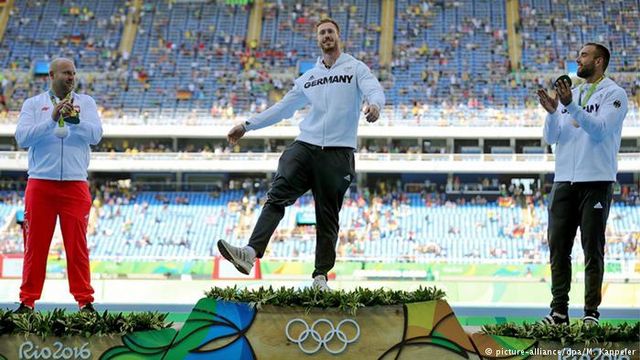 крістоф хартінг - фото 99710