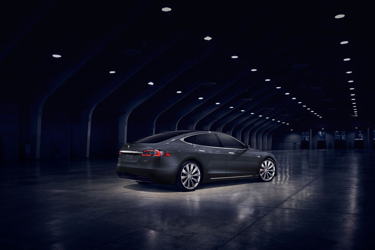 Tesla істотно збільшить запас ходу своїх електромобілів