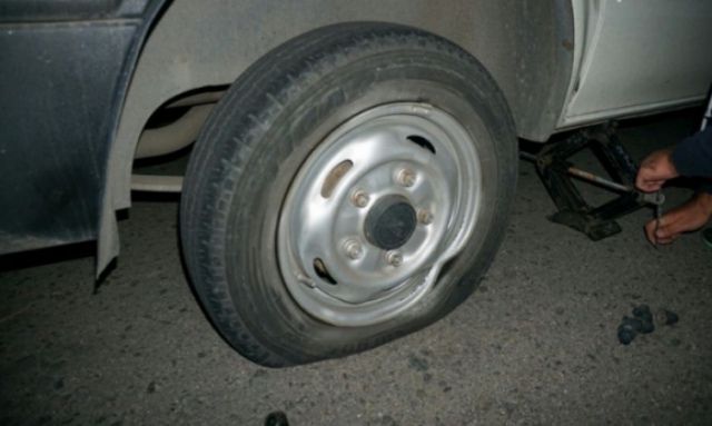 На Дніпровщині розійшовся міст: 10 авто пошкоджено
 - фото 105862