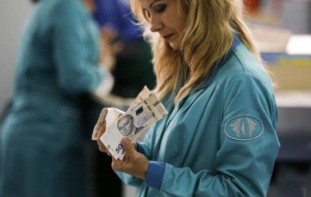 НБУ показав як друкуються гроші - фото 105264