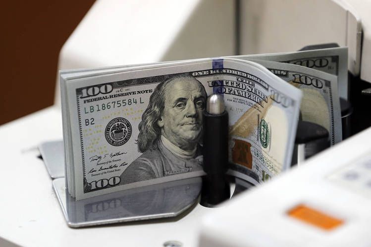 Експерт: У скільки обійдеться долар цього тижня