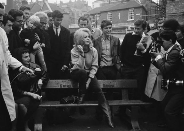 Найчуттєвіші фото секс-символу 50-х Бріджит Бардо - фото 106441