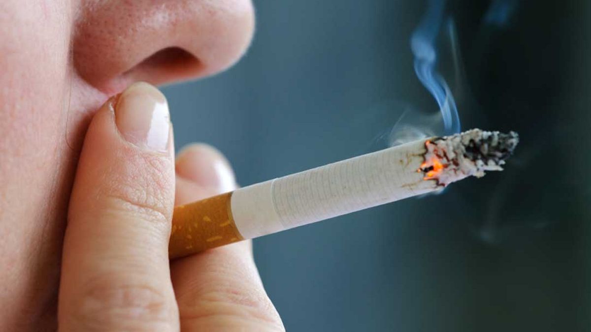 Вчені довели, що куріння залишає слід на ДНК на 30 років - фото 1