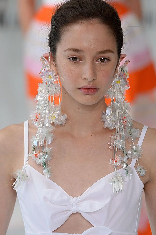 10 найдивакуватіших аксесуарів Тижня моди у Нью-Йорку - фото 103757