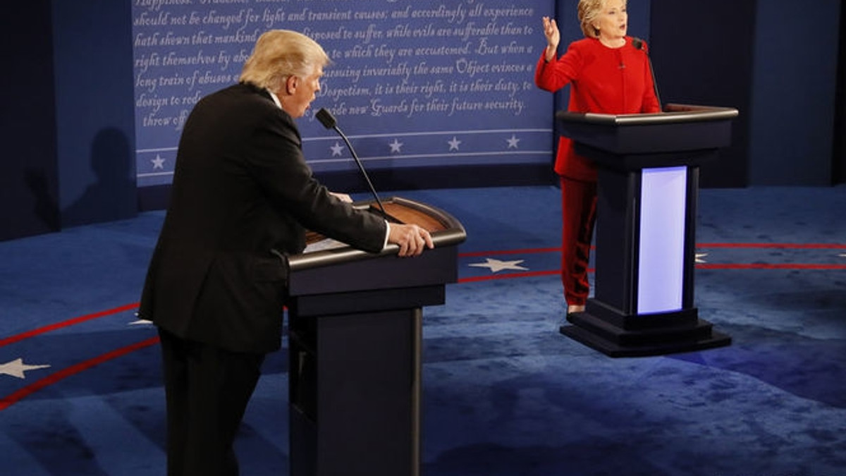 Клінтон і Трамп кидаються "шпильками" на дебатах - фото 1