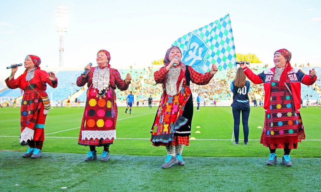 Мережу підірвав новий "гімн" до ЧС-2018 від російських "бабусь"