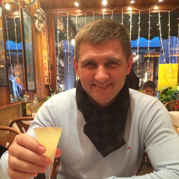 Луценко: Затримали одеського прокурора-хабарника