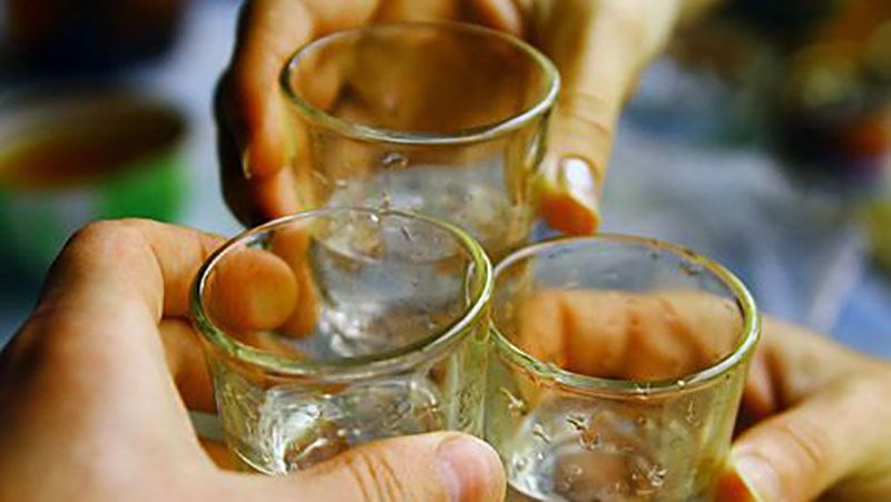 Підроблена горілка вбила уже 23 людей