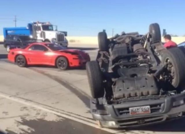 Facebook створив відео автокатастрофи із веселою музикою