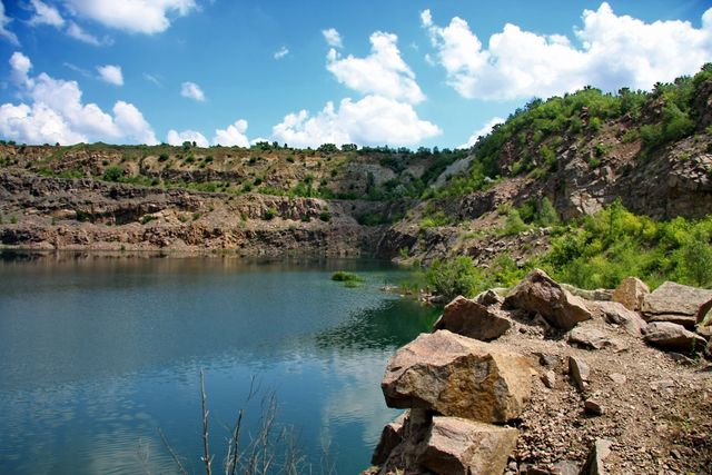 Унікальні та невідомі: ТОП-10 природних див України - фото 103378