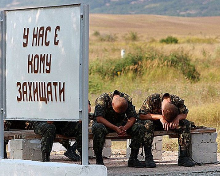 З'явилося відео, як перевиховують п'яниць у десантній бригаді