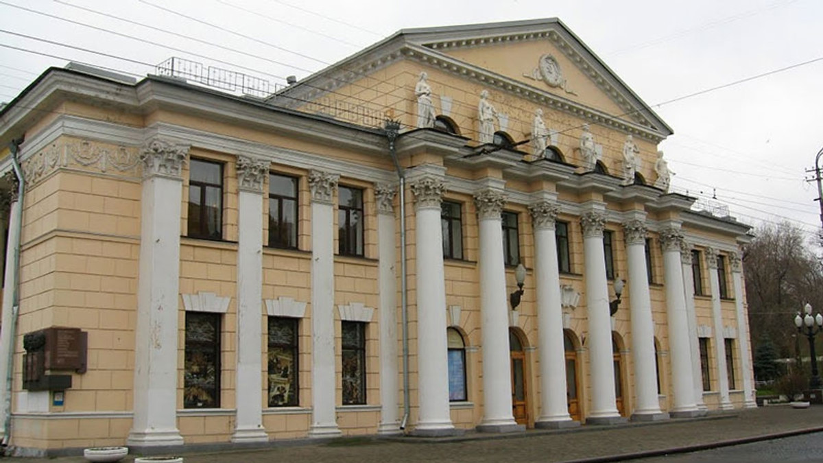 Театр Горького у Дніпрі - фото 1