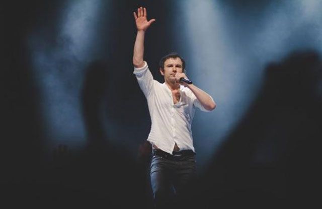 Фанати "Океану Ельзи" знищили новенькі бігові доріжки стадіону