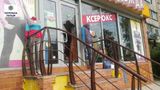 У Миколаєві продавчиня забарикадувала грабіжників у власному магазині
