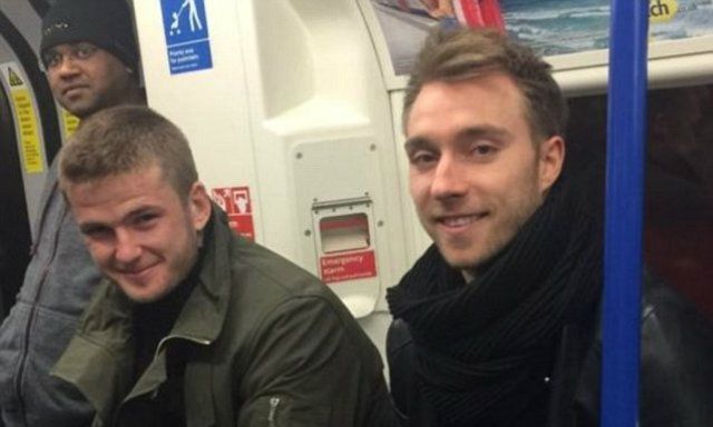 Як зірки футболу їздять у громадському транспорті- фото 104490
