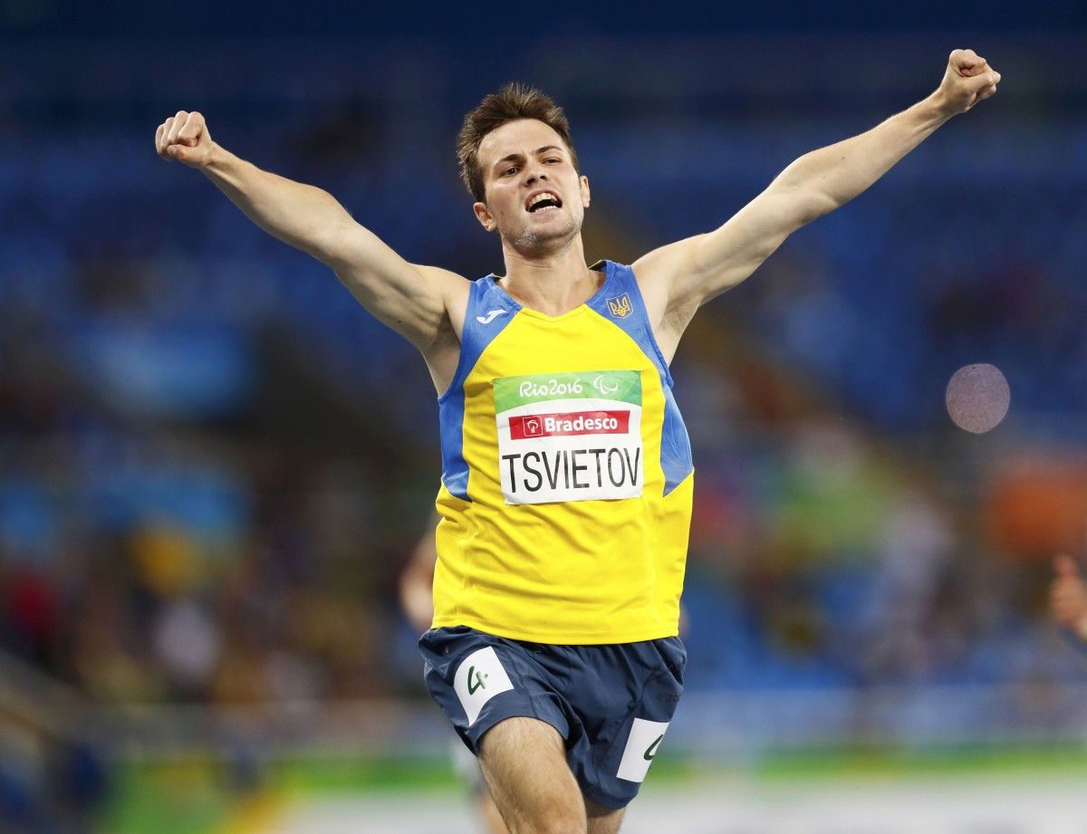 Легкоатлет став дворазовим чемпіоном Паралімпіади - фото 1