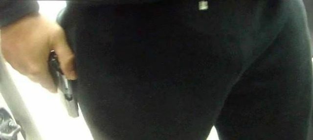 Що зняла камера загиблого поліцейського: оприлюднено фото- фото 105841