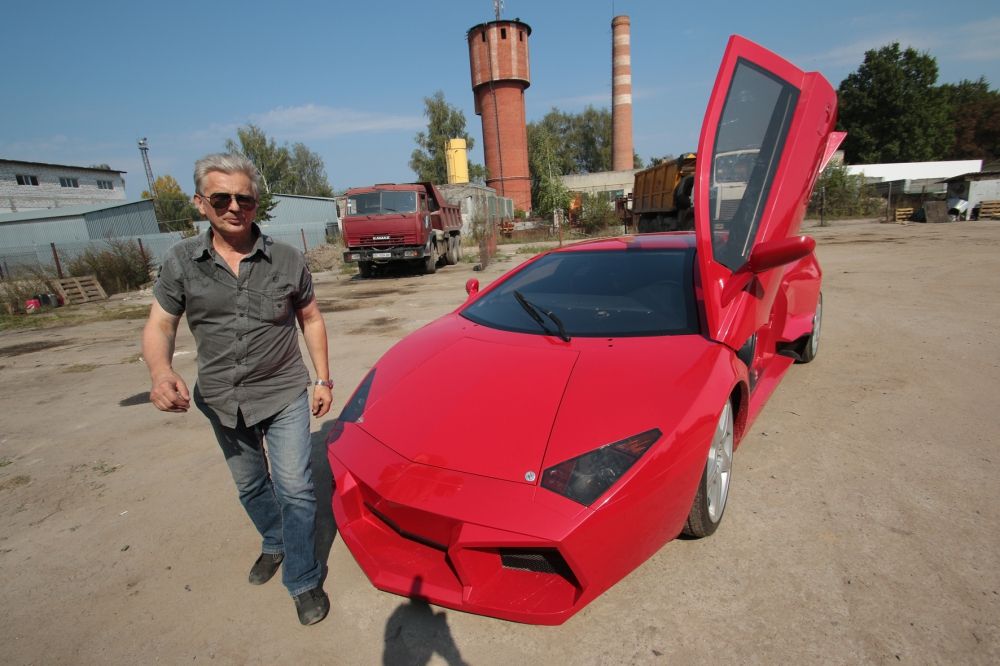 Львів'янин змайстрував саморобний суперкар Lamborghini