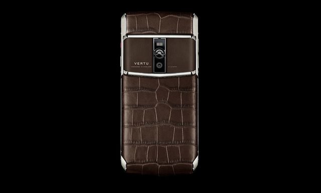 Vertu презентувала смартфони з шкіри алігаторів - фото 104199
