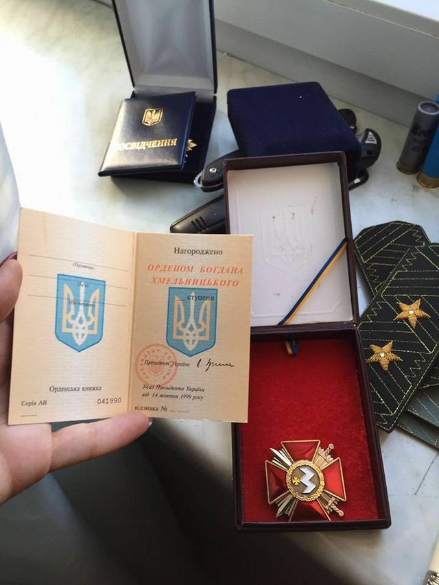 Іронія дня: Путін став весільним генералом
 - фото 103423