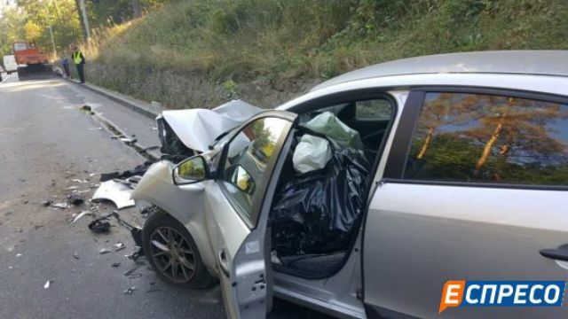 Моторошна ДТП під Києвом: є загиблі