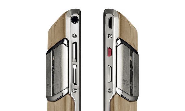 Vertu презентувала смартфони з шкіри алігаторів - фото 104198