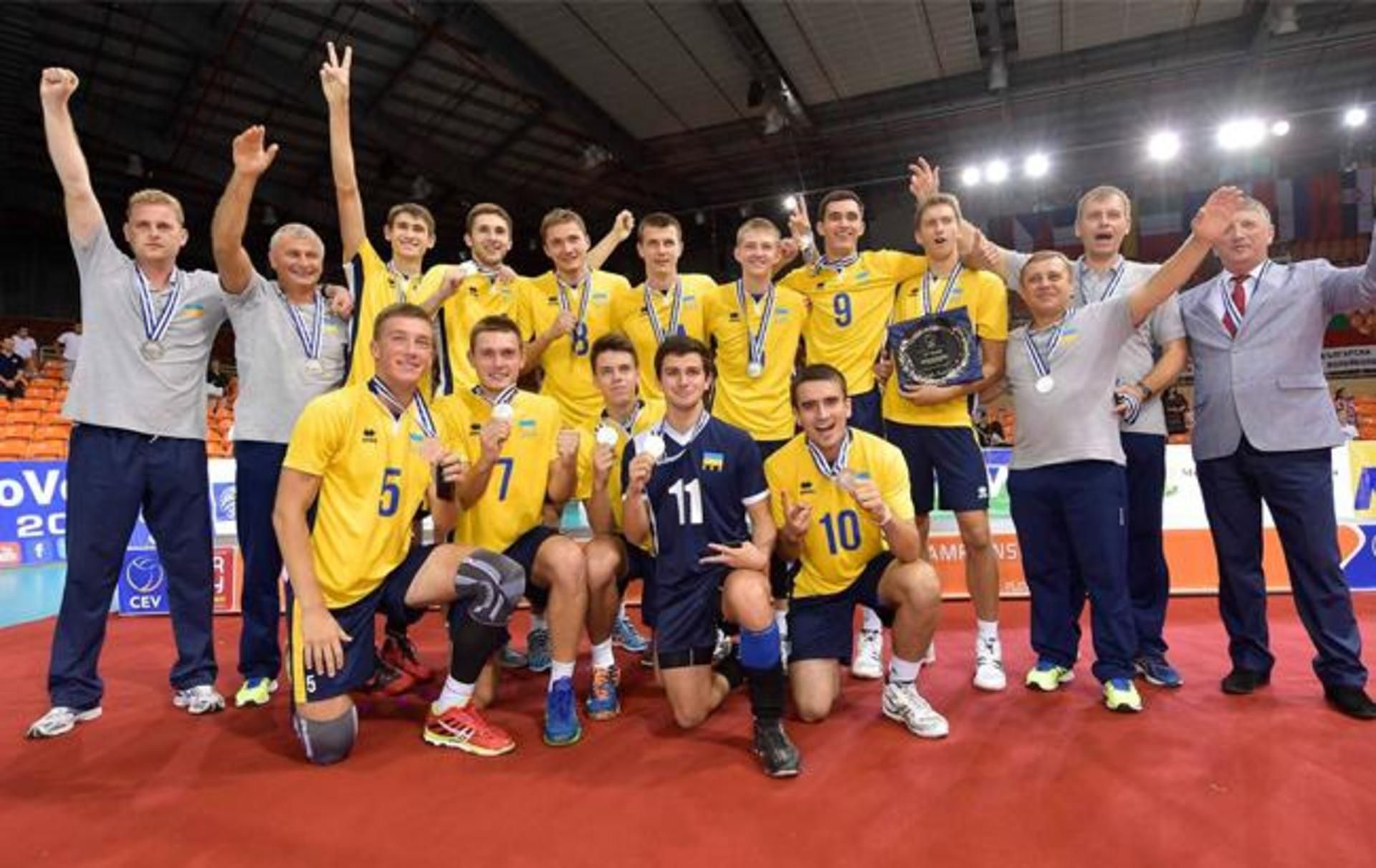 Молодіжна збірна України виграла срібло чемпіонату Європи з волейболу