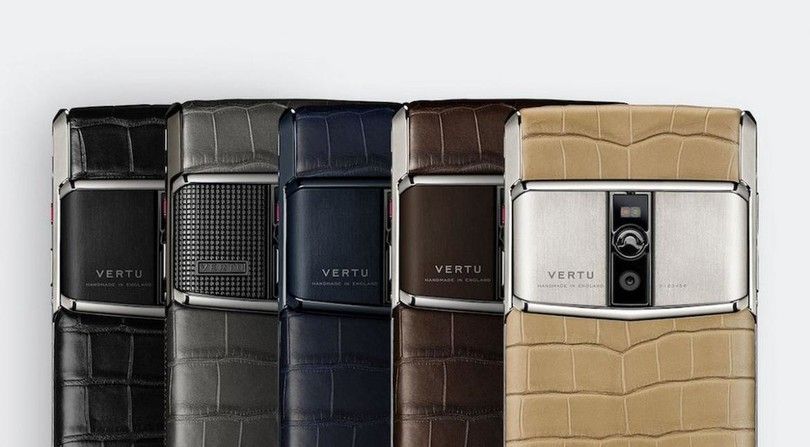 Vertu презентувала смартфони з шкіри алігаторів