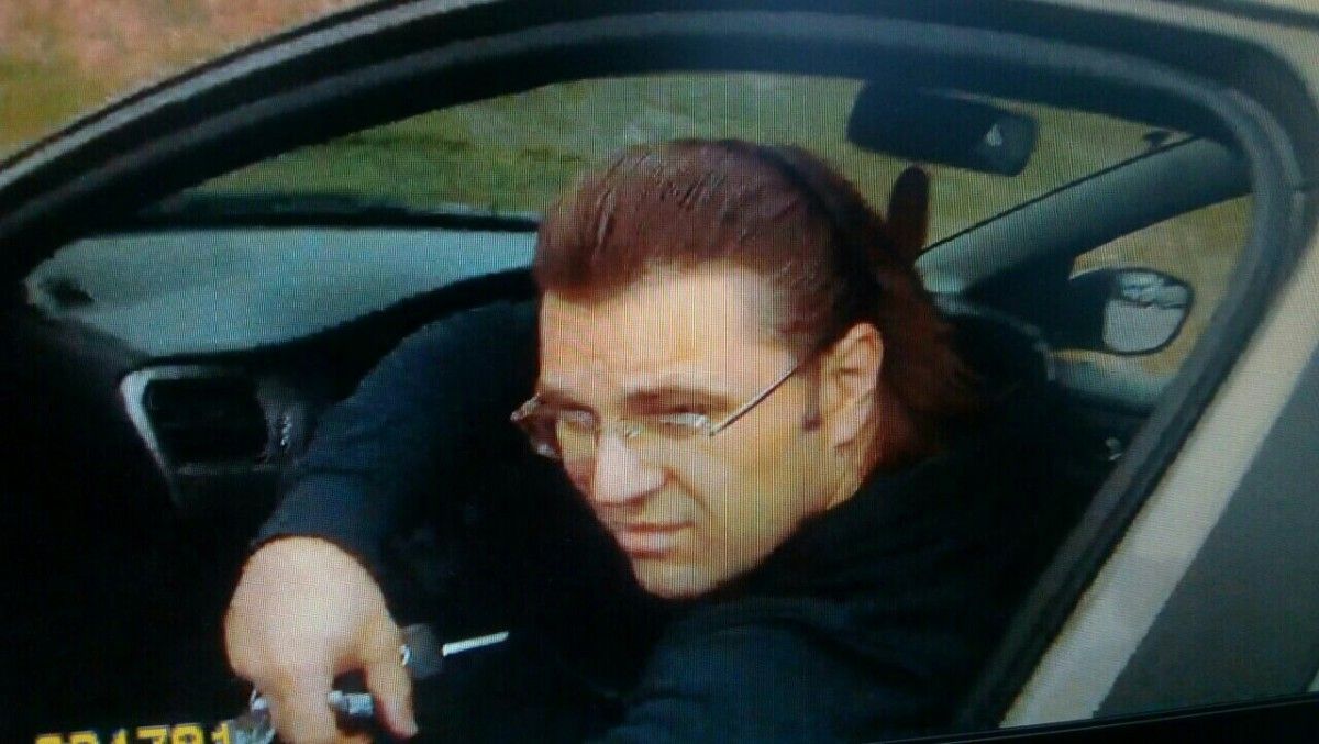 Журналісти поспілкувалися із сусідами Пугачова - фото 1